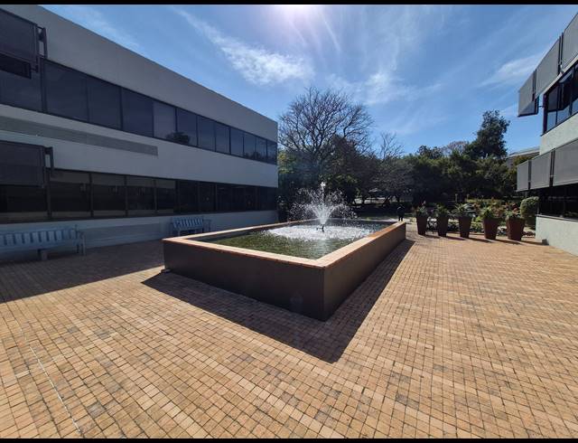 426M² OFFICE TO LET IN WOODMEAD